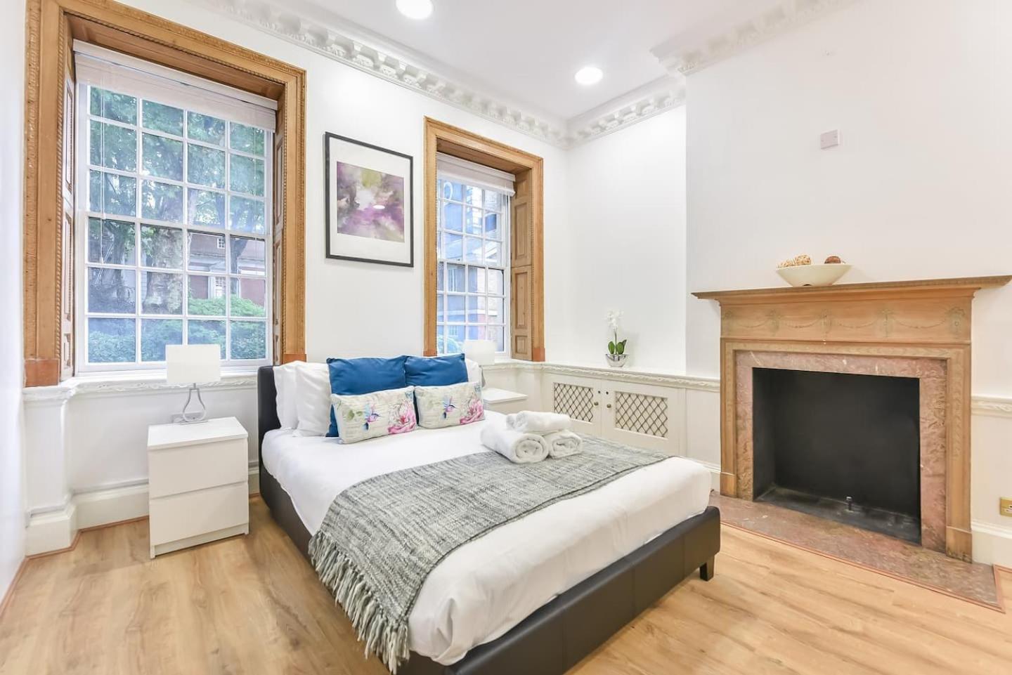 2 Bed Piccadilly Apartment 2 Лондон Экстерьер фото